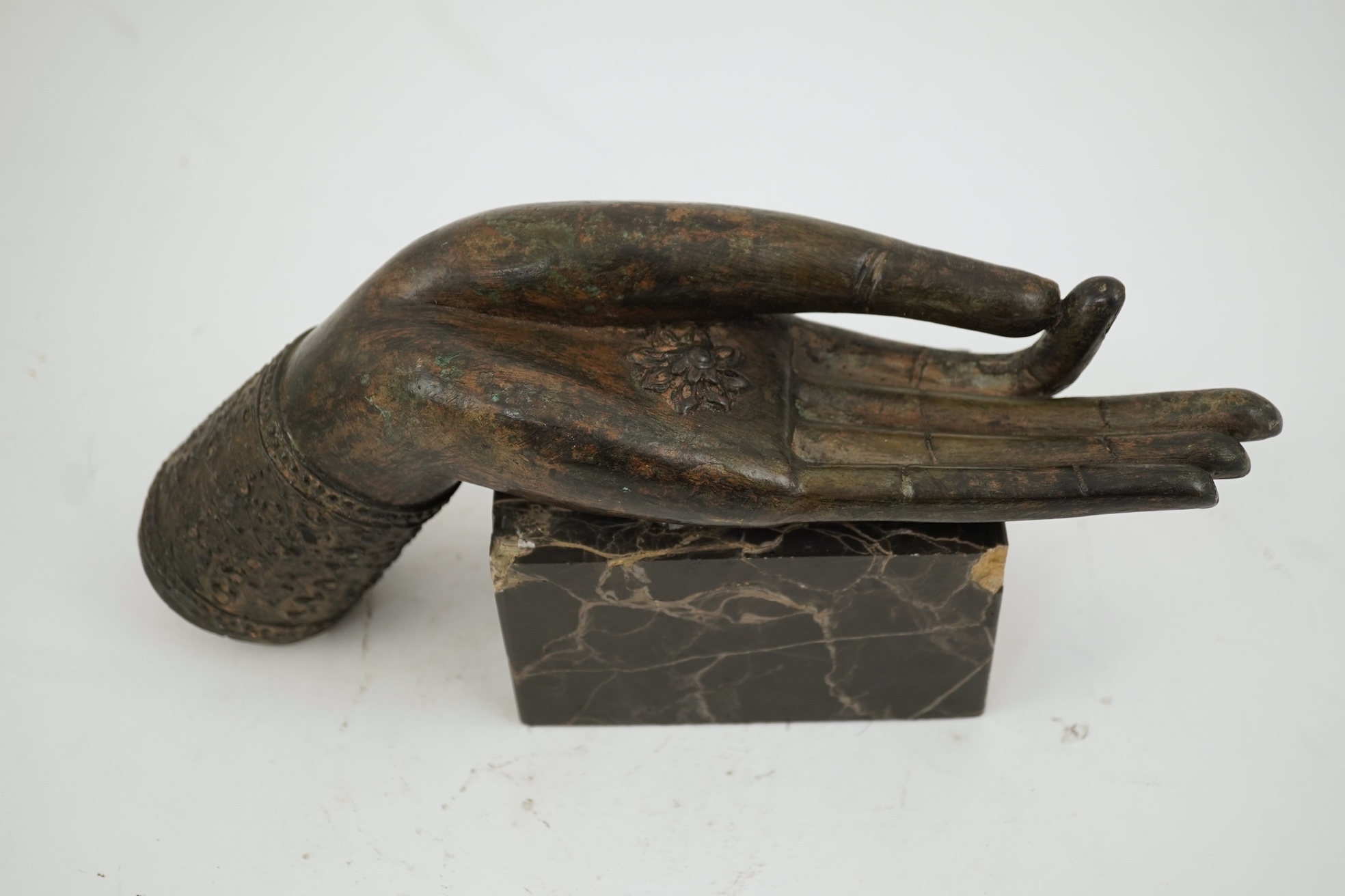 A Thai bronze Buddha's hand, 17th/18th century